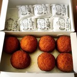 梅花亭的实拍图