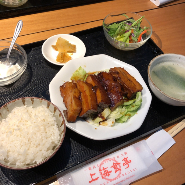 外灘紅緑灯 本館的实拍高清图
