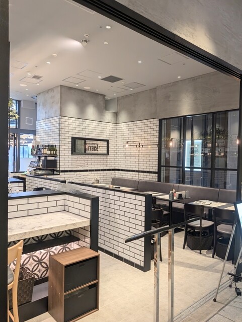 エイスシーオイスターバーテラス TOKYO TORCH店的實拍高清圖