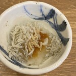 磯丸水産 十三西口駅前店的實拍圖