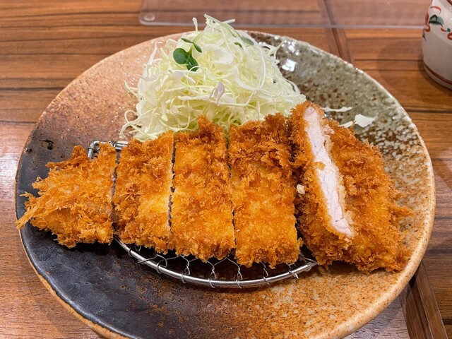 かつかつとんとん的实拍高清图