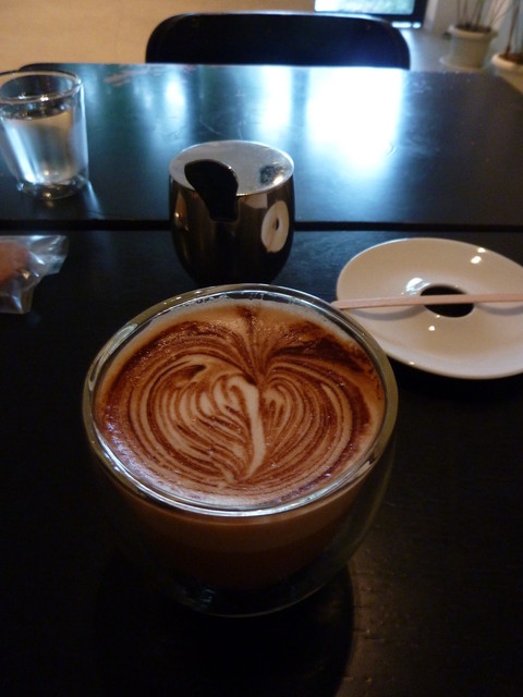 recommendations image for VADE MECVM. Showroom #2