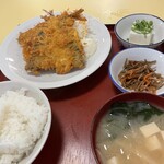 大衆酒場 中津食堂的实拍图