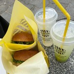 SHIMAUMA BURGER 服部天神店的实拍图