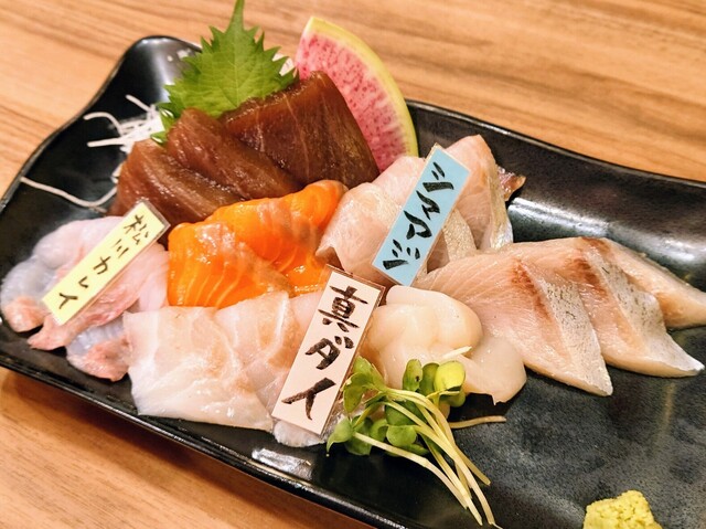 ワラヤキ酒場 あくと的實拍高清圖