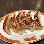 紅虎餃子房 新千歳空港店的實拍圖