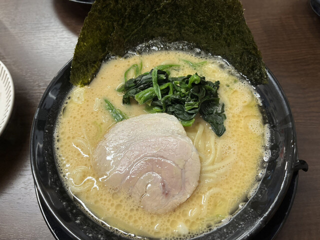 横浜家系ラーメン 龍馬家 柳川店的實拍高清圖