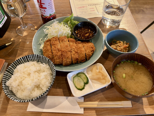 テイスティングバー 柴田屋酒店 本店的實拍高清圖