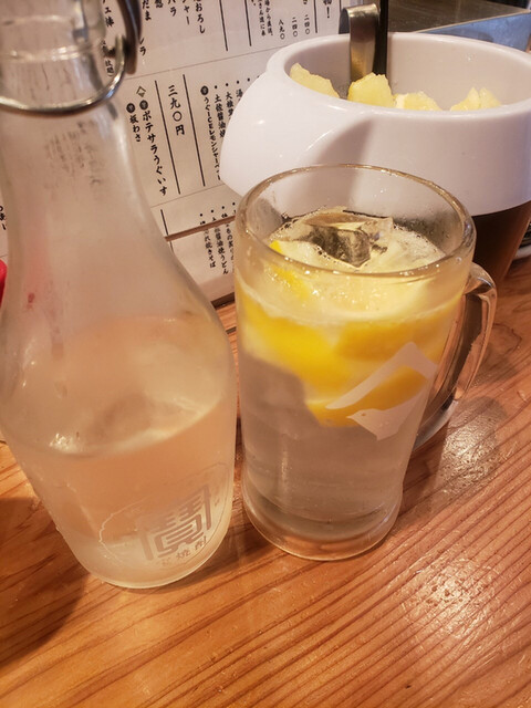 酒場 踊るうぐいす的實拍高清圖