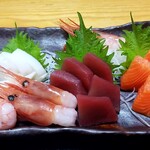 まるみ食堂的實拍圖