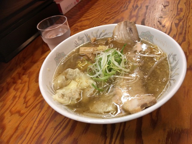 ラーメン純水 春採本店的实拍高清图