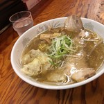 ラーメン純水 春採本店的实拍图