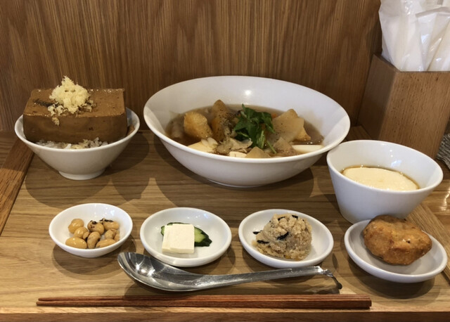 豆富食堂的實拍高清圖