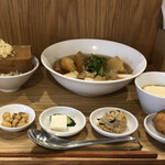 豆富食堂的實拍圖