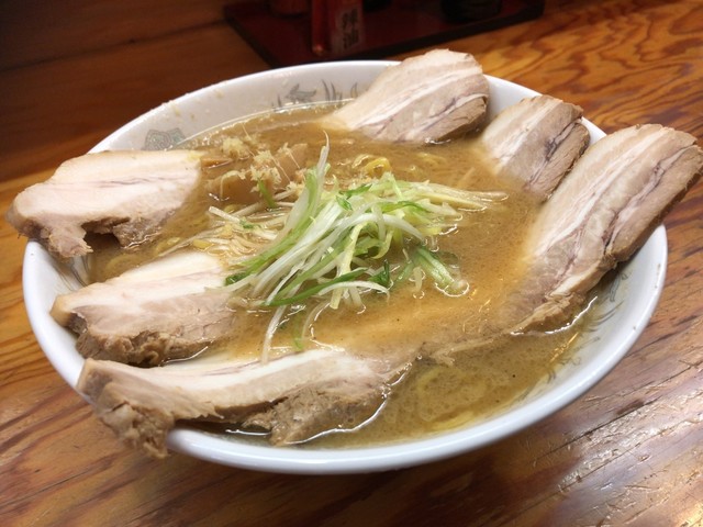 ラーメン純水 春採本店的实拍高清图