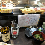 寿司バル弁慶 神田店的实拍图
