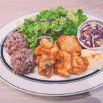 Hawaiian Cafe OluOlu 西新宿店的實拍圖