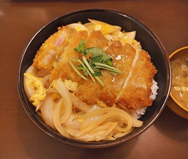 大衆食堂 定食のまる大 飯田橋西口店的实拍高清图
