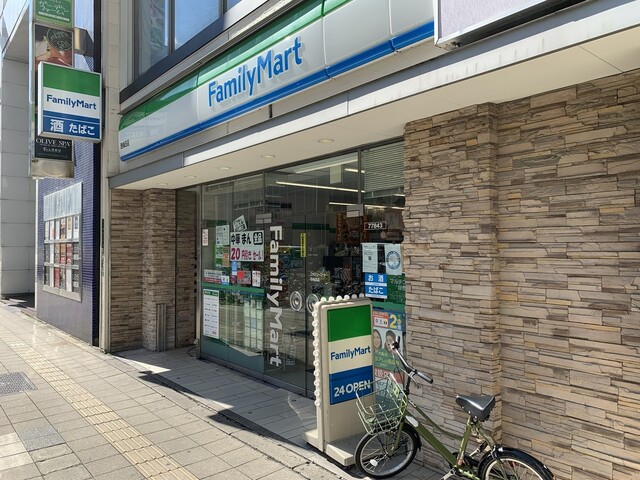 recommendations image for ファミリーマート 西梅田店