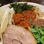 ラーメン 鷹の目 蒲田店的實拍圖