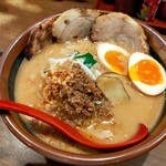 麺場 田所商店 京都伏見店的实拍图