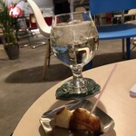 recommendations for ugo Neck of the Woods