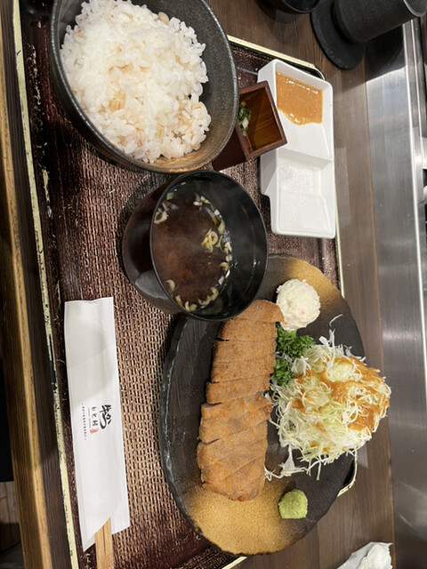 牛かつ もと村 コレド室町店的實拍高清圖