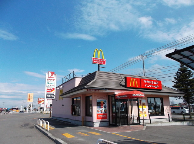 マクドナルド ３８号札内店的实拍高清图