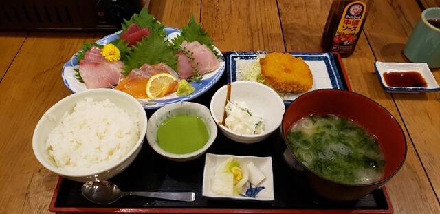 磯丸水産 池袋サンシャイン通り店的实拍高清图