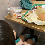 マクドナルド 三軒茶屋店的實拍圖
