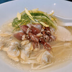 鶏そば・ラーメン Tonari的實拍圖