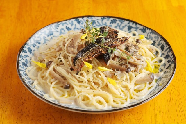 KAMEOKA FOOD kitchen的实拍高清图