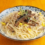 KAMEOKA FOOD kitchen的实拍图