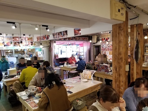 函館朝市 栄屋 よさこい食堂的实拍图