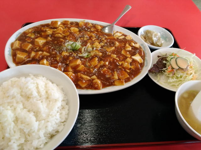 らーめん中華 済済的实拍高清图