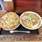 こく一番 ラーメン みどりや的實拍圖