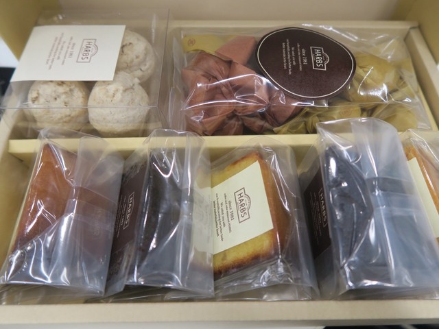 HARBS 大丸梅田テイクアウトショップ的實拍高清圖