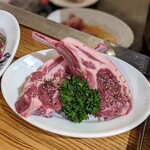 羊肉炭火焼 肉汁屋的實拍圖