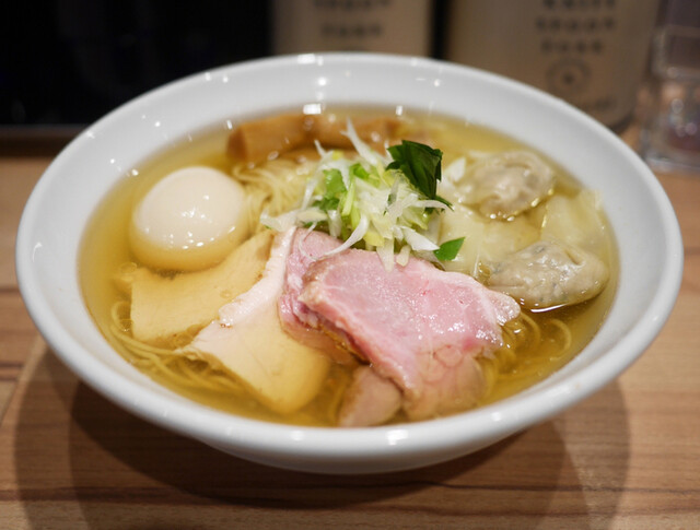 麺屋 彩音的實拍高清圖