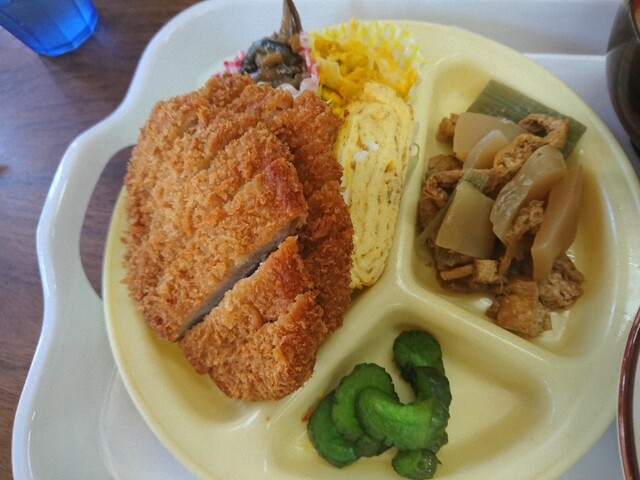 第一食堂的實拍高清圖