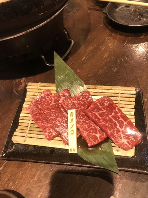 炭火焼肉煖炉的实拍高清图