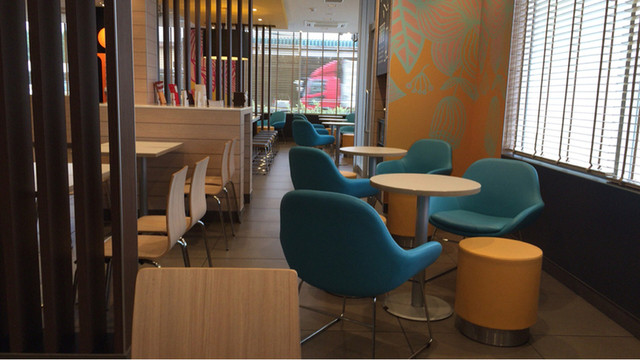 マクドナルド ９号線千代川店的实拍高清图