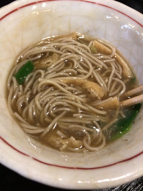 河道屋銀華的实拍高清图