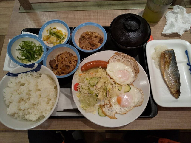 松屋 新宿靖国通り店的實拍高清圖