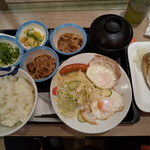 松屋 新宿靖国通り店的實拍圖