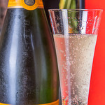 バー クラ クラ的实拍图