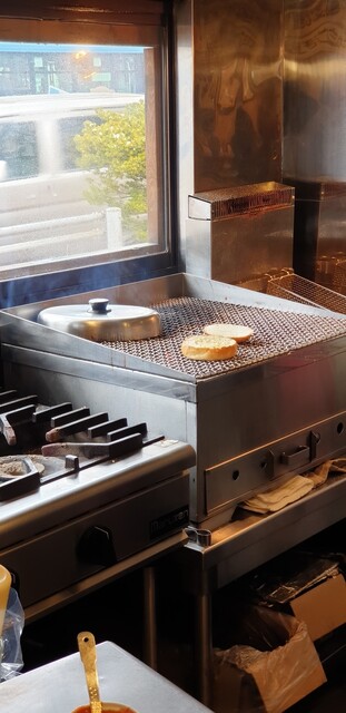 バーガーショップホットボックス的实拍高清图