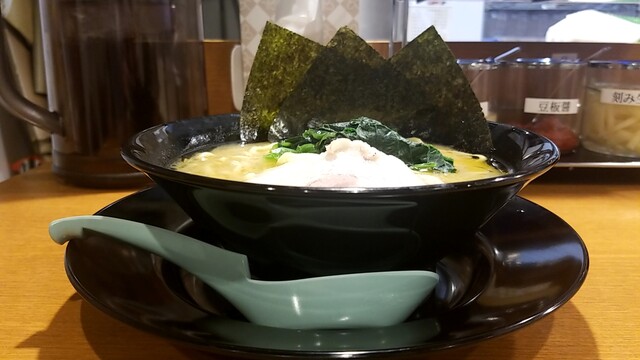 横浜家系ラーメン 極豚家的實拍高清圖