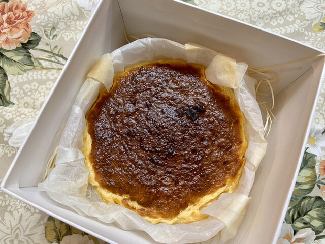 recommendations image for BASQUE CHEESE CAKE ENRIKE
