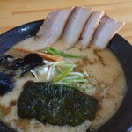 麺屋 弍色的实拍图